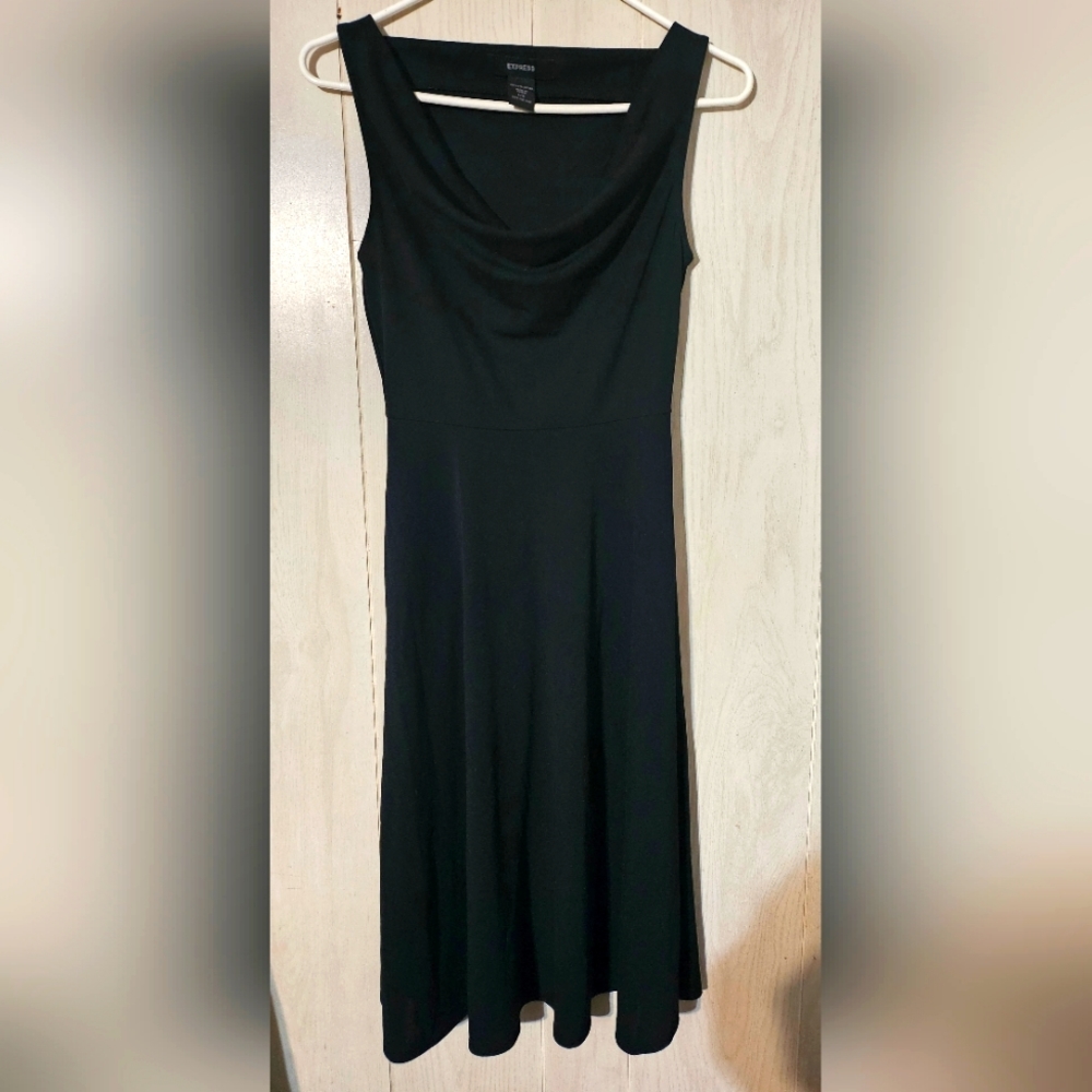 Sleeveless little black dress, size 1/2
